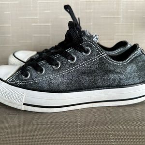 Women’s Converse